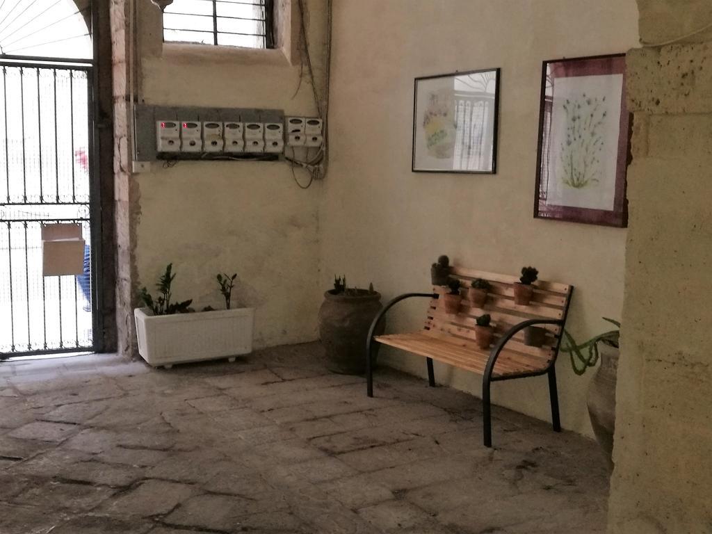 シラクーサCasa Del Carmineアパートメント エクステリア 写真